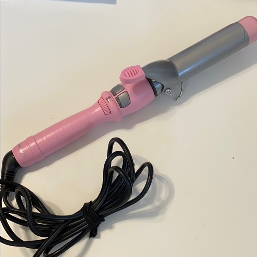 Babyliss Pro Titanium Xtreme 1.25” curling iron